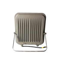 REFLETOR PROFISSIONAL 200W BRANCO FRIO 5 ANOS GARANTIA REFLETOR PROFISSIONAL 200W BRANCO FRIO 5 ANOS GARANTIA