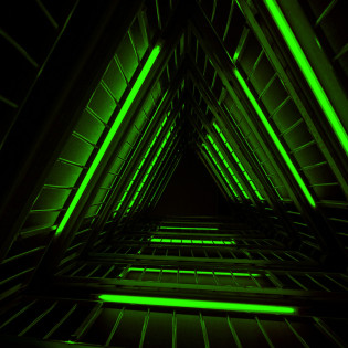 LAMPADA TUBULAR VERDE LED 18W 1.20MT