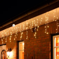 10m Cascata decorativa Natal Fixa ou Multifunção 10 metros 400 leds proteção contra chuva para uso interno ou externo 10m Cascata decorativa Natal Fixa ou Multifunção 10 metros 400 leds proteção contra chuva para uso interno ou externo